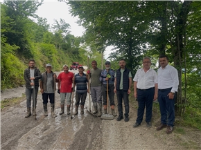 Çamlı Mahallesi’nde Beton Yol Çalışması Başladı